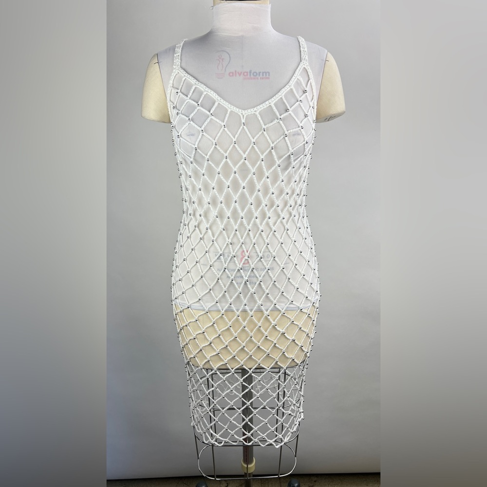 💚 2872. White Fishnet Sleeveless Dress